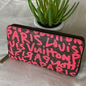 Louis Vuitton Pink and Brown Graffiti Zip Wallet